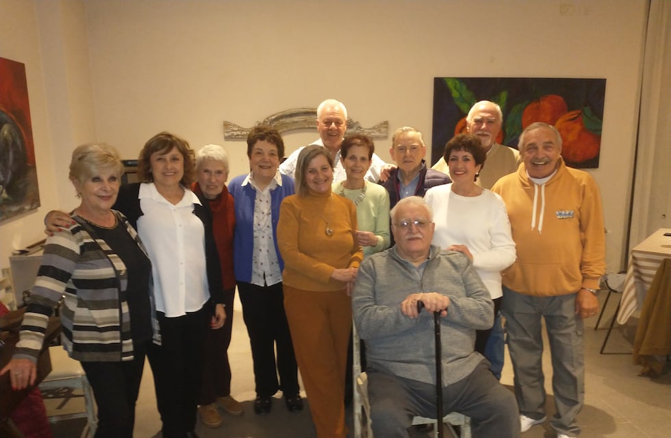 Integrantes del Grupo Tablas se reunieron para conmemorar los 50 años del estreno de “Los árboles mueren de pie”