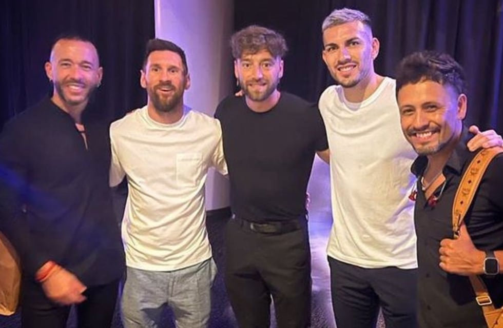Orgullo cordobés: Messi eligió a La Konga para que cante en la fiesta de los campeones