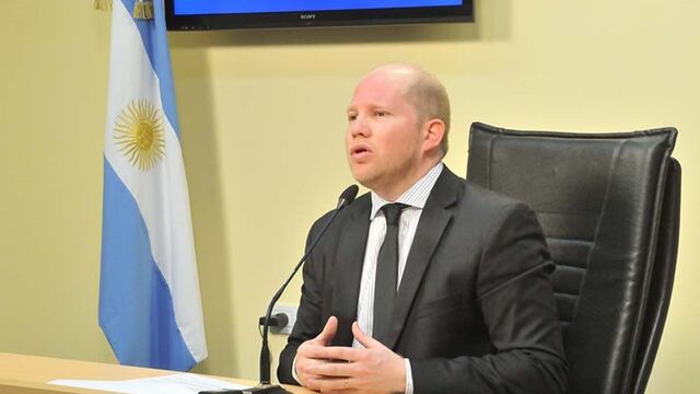 El ministro aseguró que el ataque de manifestantes sociales "no me va a amedrentar".