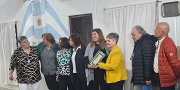 Emotivo acto por los 50 años de la Escuela de Educación Secundaria Nº1