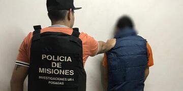Un joven terminó detenido acusado de robo a un automovilista en Posadas.