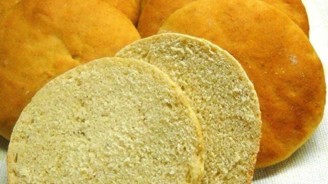 Ni harina ni horno: cómo hacer un pan súper esponjoso en menos de 15 minutos