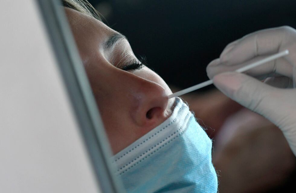 Covid en Córdoba: 9.960 casos confirmados y siete fallecidos, este lunes 10 de enero