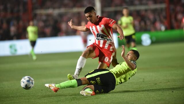 Jonás Acevedo, con su gol, le aseguró a Instituto la continuidad en Primera. Van por más este lunes contra Barracas.