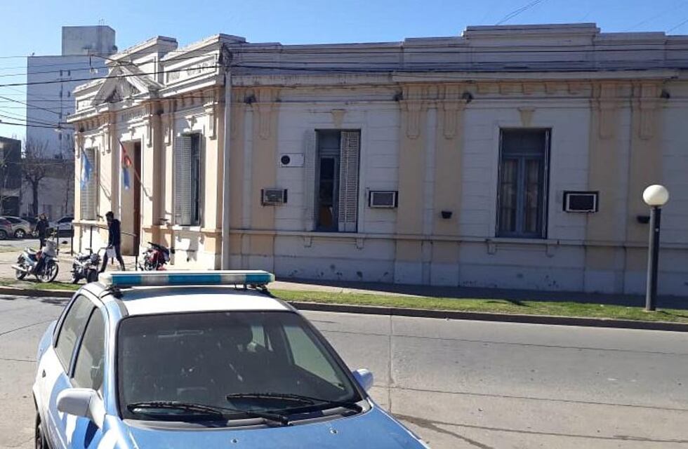 Investigan a exjugador de Newell’s por abusar de la hija de su pareja