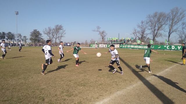 Fútbol Deportivo y Cultural Arroyito