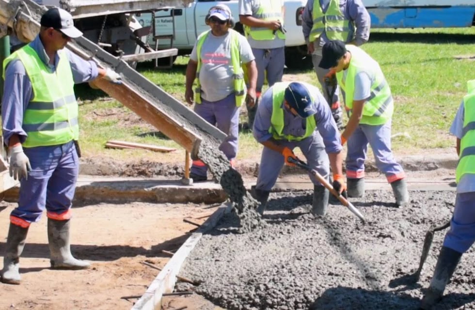 Piden gestionar fondos para la obra de pavimento en los barrios rafaelinos