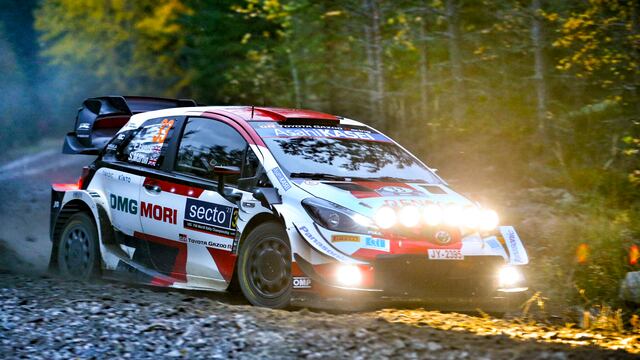 Evans y el Toyota Yaris WRC, vencedores en Finlandia.