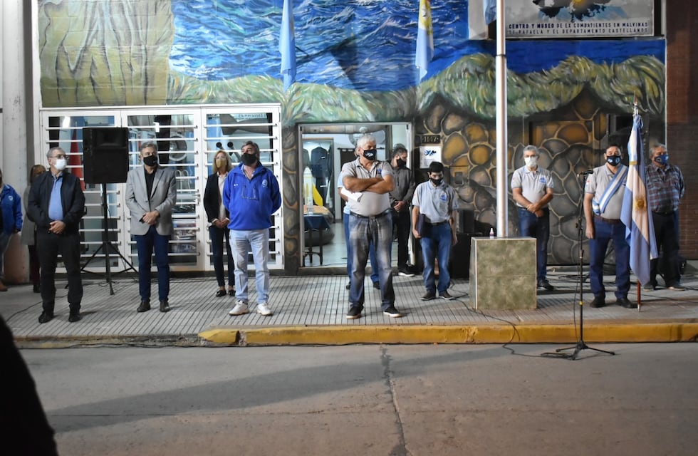 Rafaela recordó a los veteranos y caídos en la guerra de Malvinas