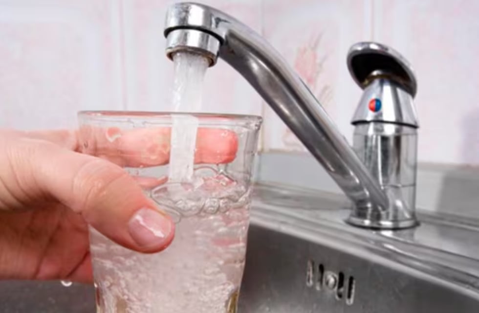 Aumentos en la boleta de agua: quiénes pueden acceder a la Tarifa Social de AySA