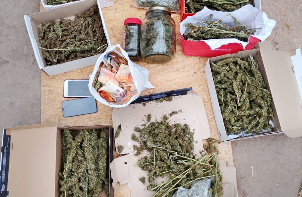 Allanaron una casa por una denuncia y encontraron una fortuna en Córdoba