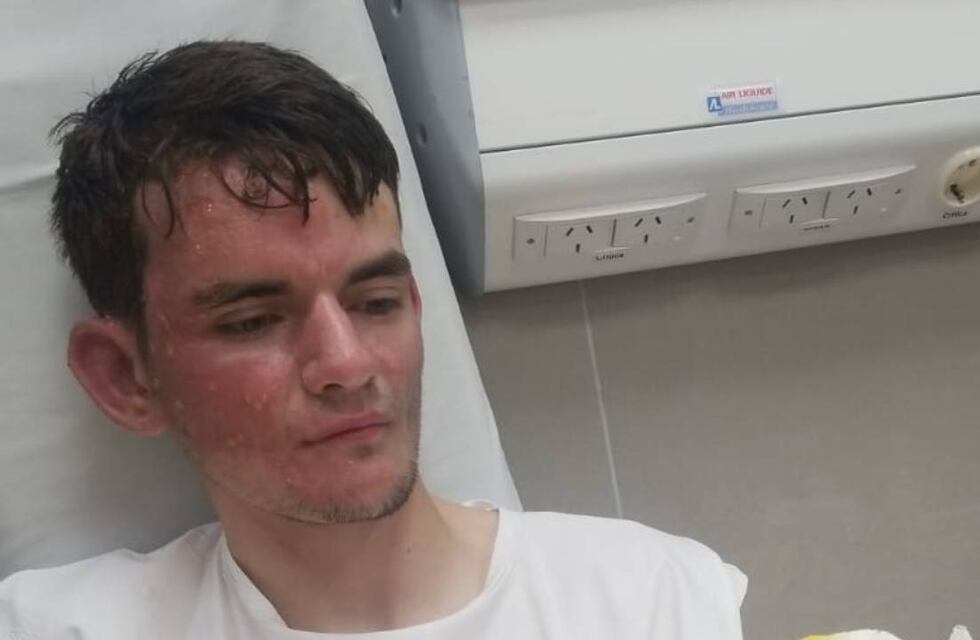 Ataque a la sede de Rosario Central: responsabilizan a las fuerzas de seguridad por vigilador herido