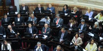 El oficialismo logró sancionar en el Senado el proyecto de Sergio Massa sobre impuesto a las Ganancias (Foto: Federico López Claro)