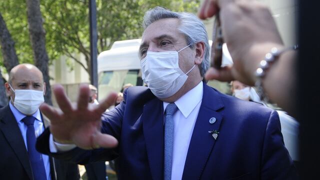 Alberto Fernández encabeza una nueva reunión del Comité de Vacunación.