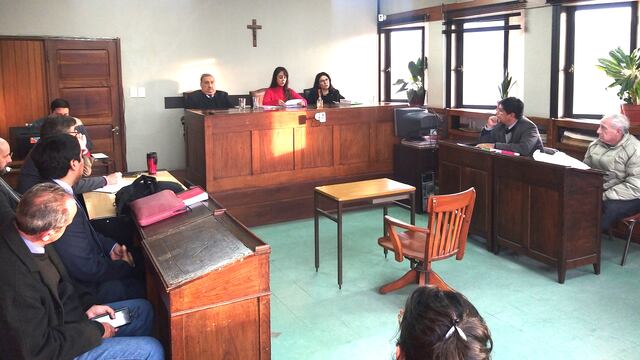 El Tribunal integrado por los Jueces Carolina Pérez Rojas, Cecilia Sadir y Mario Ramón Puig, resolvió condenar a José Dionisio Pastene a la pena de 14 años de prisión.