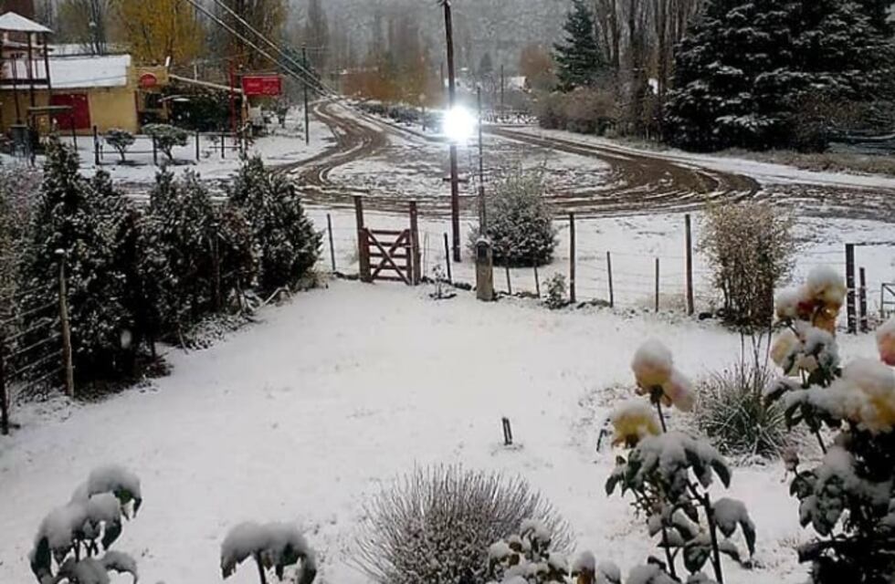Mendoza entre lluvia, frío y postales de nieve en Potrerillos y Valle de Uco