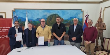 Provincia y Banco Nación lanzan créditos por casi $100 mil millones para productores misioneros.