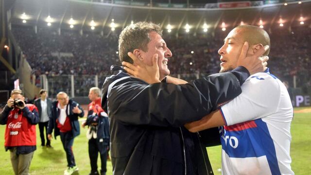 Massa junto al "Chino” Luna, amigos en el fútbol, rivales en la política. (Javier Ferreyra)