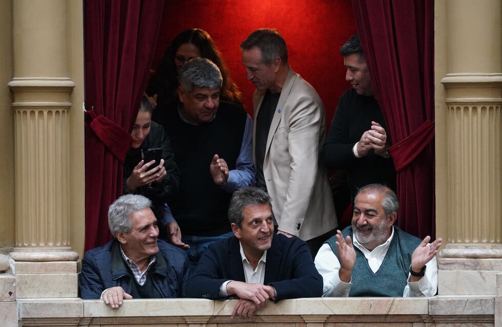 Tras aprobar el proyecto de Ganancias, el oficialismo convocó a discutir la reducción de la jornada laboral