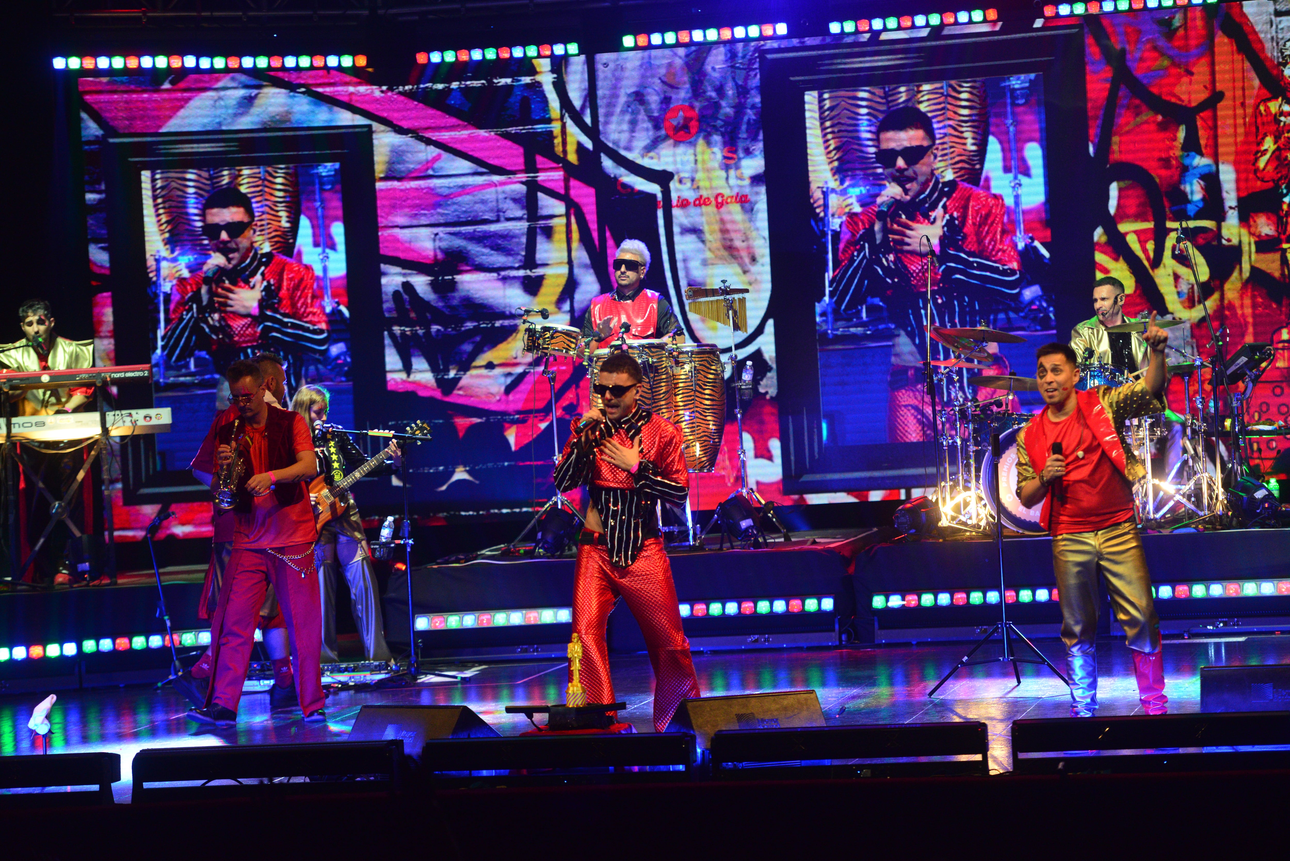 Los Caligaris presentaron su show en el teatro San Martin. Foto Javier Ferreyra
