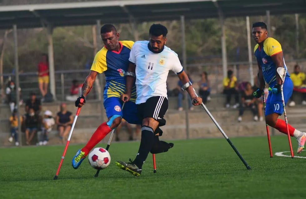 Tuvo un accidente en Córdoba que le cambió la vida, le amputaron una pierna y ahora jugará el Mundial con la Selección Argentina