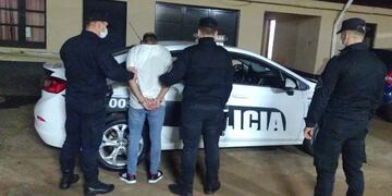 Detuvieron al joven acusado de apuñalar al primo de su novia en Oberá.