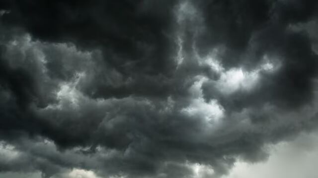 Imagen referencia de un nube negra cumulonimbus.