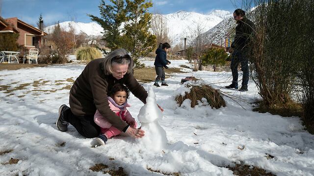 Para la semana próxima se espera un marcado descenso de la temperatura en Mendoza, y la probabilidad de nevadas en cordillera y precordillera. Foto: Ignacio Blanco / Los Andes.