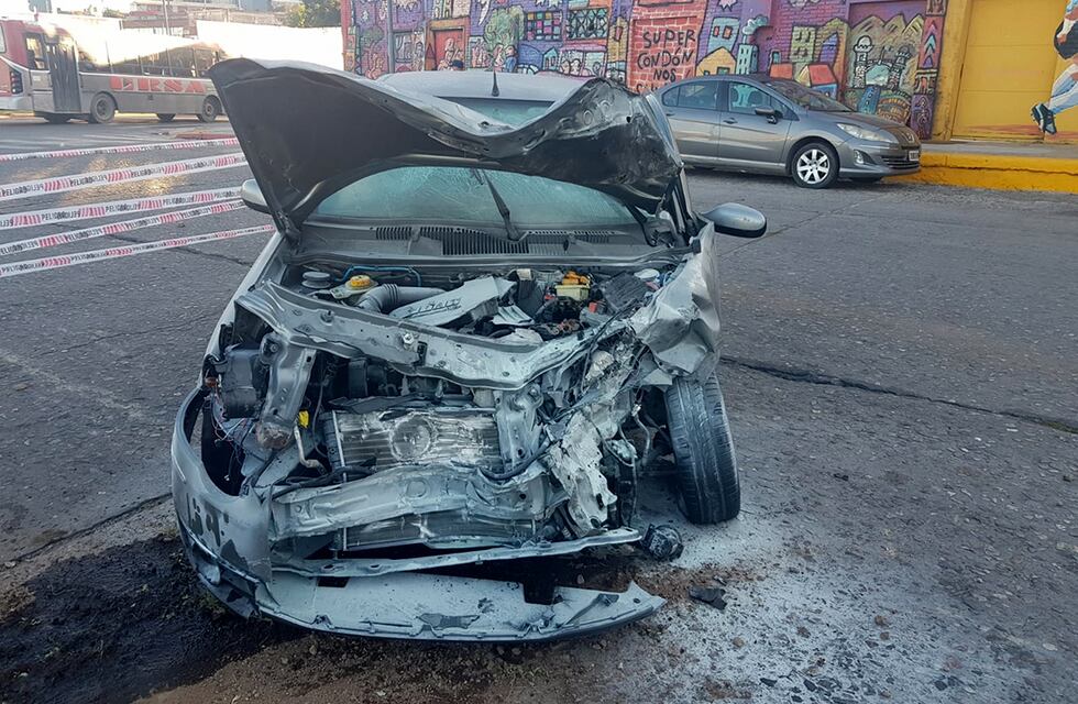 Córdoba: al menos dos heridos en un importante accidente en la avenida Costanera