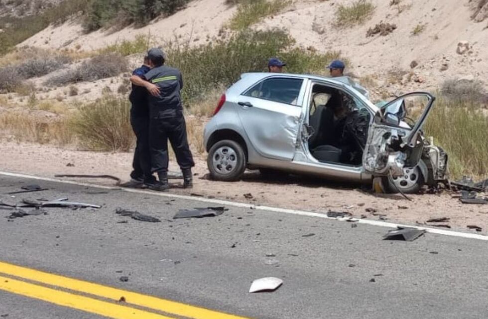 Trágico accidente en Alta Montaña: dos turistas chilenas murieron tras chocar de frente contra un camión