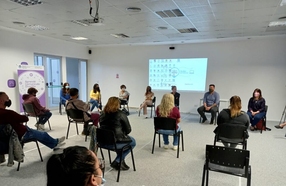 Se presentó una capacitación sobre el cuidado de adultos mayores