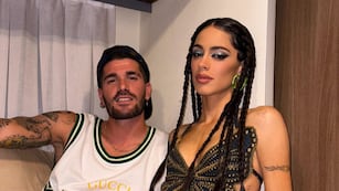 Las fotos que le dedicó Tini a Rodrigo de Paul. (Foto de Instagram)