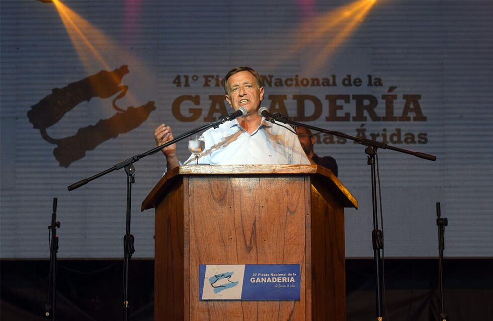 Rodolfo Suárez no renuncia al trasvase y criticó a la Nación por Portezuelo del Viento