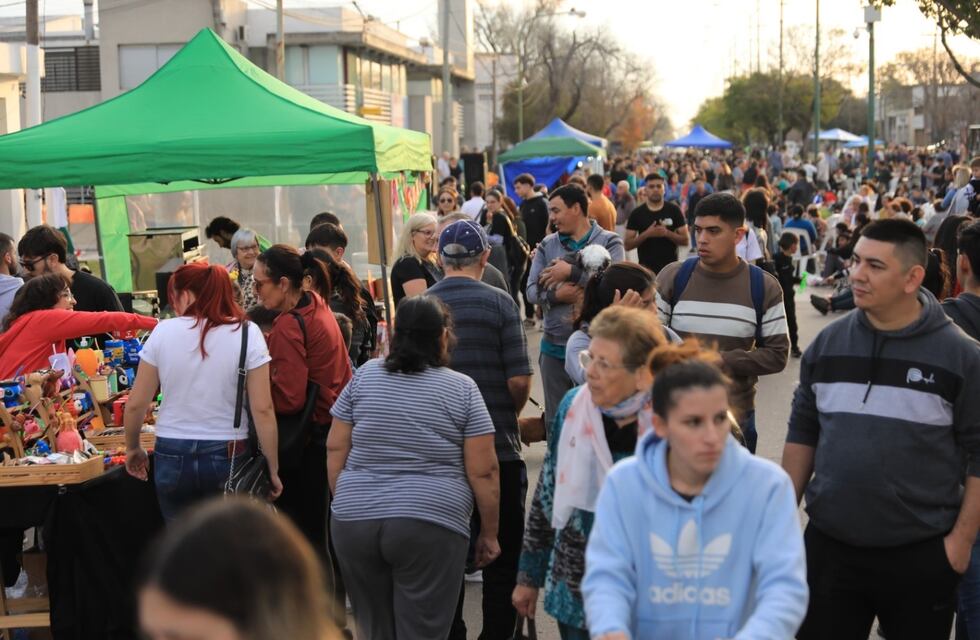 Gran convocatoria de Comercial Oeste
