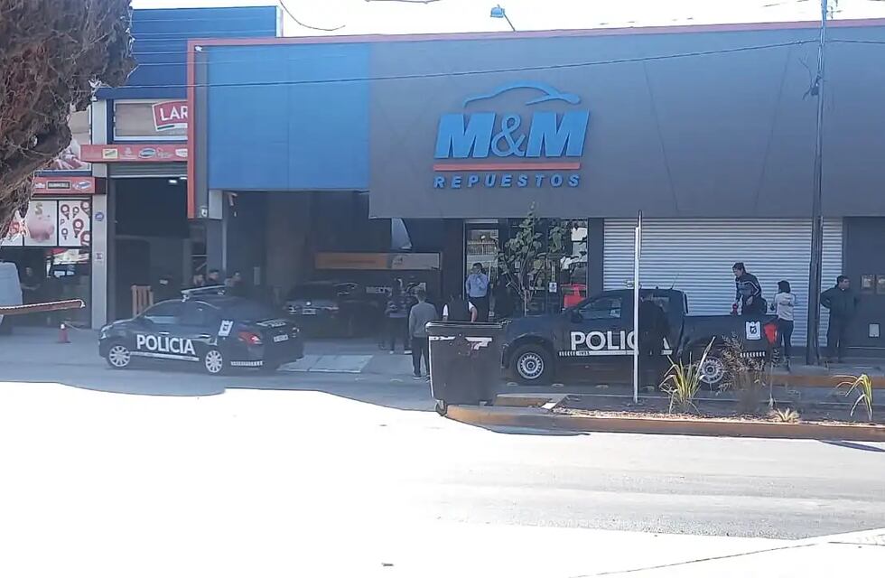 Tiroteo en Guaymallén: dos hombres murieron en un local de repuestos en un posible enfrentamiento