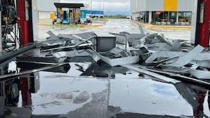 El temporal en Ordóñez destruyó una estación de servicio y derrumbó construcciones al sur de Córdoba.
