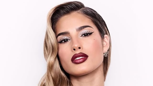 Julieta Poggio se coronó como una de las influencers de moda más conocidas.