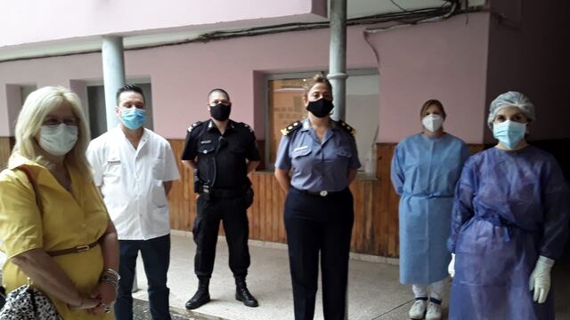 Se realizó el hisopado de efectivos policiales en el marco delPlan detectar en la Unidad Regional V de Policía.