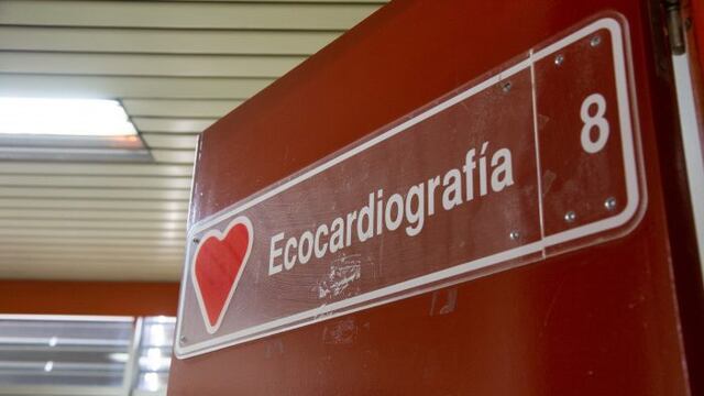 Sala de Ecocardiografía del Servicio de Cardiología, Hospital Notti.