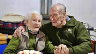 Nélida y Tito, la pareja cordobesa que cumplió 77 años de casados contó el ritual que mantiene el amor.