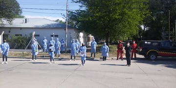 Los equipos del ministerio de Salud y de la Municipalidad de Villa Mercedes recorren los barrios en busca de casos positivos de Covid-19.
