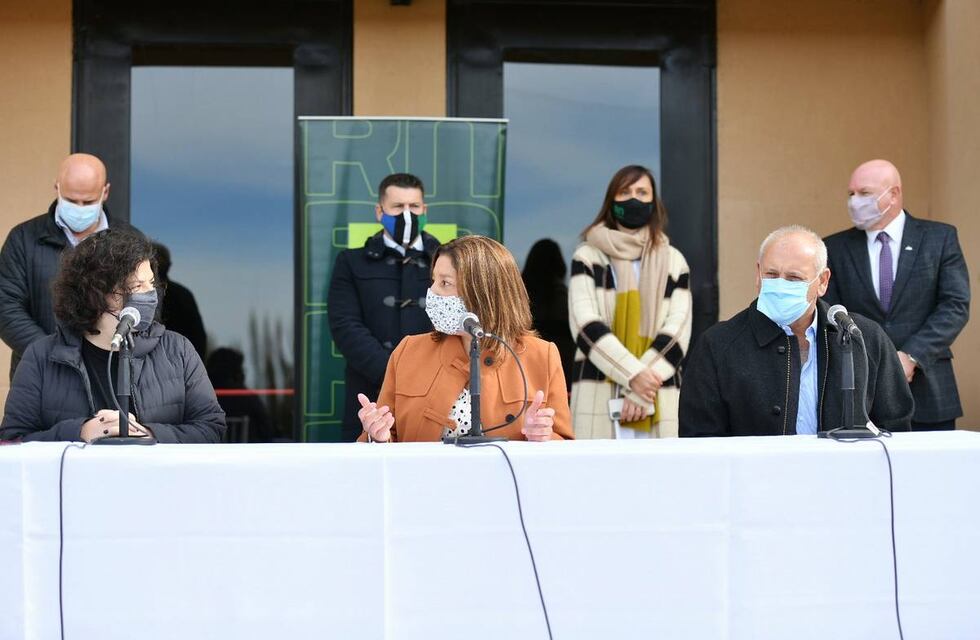 Carla Vizzotti viajó a Río Negro y alertó sobre el crecimiento de casos en la provincia