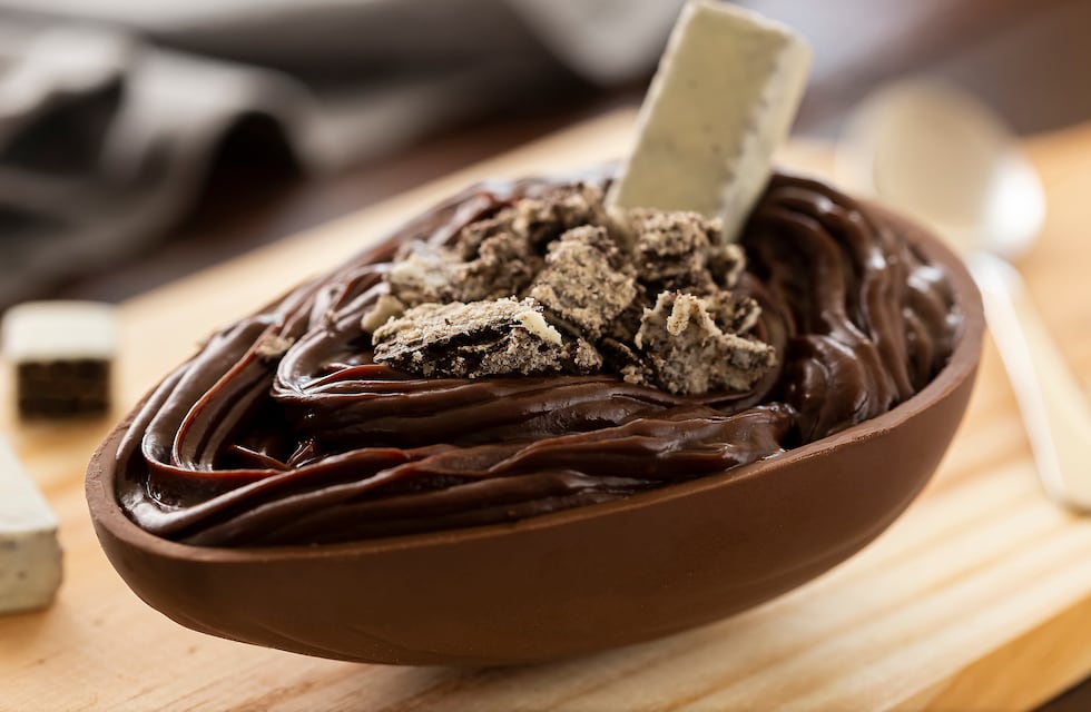 Cómo hacer huevos de Pascua rellenos: la receta fácil con pocos ingredientes, ideal para emprender