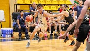 Los “Cóndores” descontaron con un parcial 8-0 en el cierre, pero Hindú definió el juego con un triple clave y precisión desde la línea.