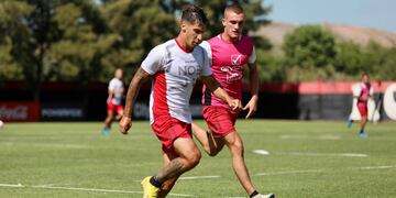 El delantero de 28 años se incorpora a préstamo hasta diciembre.