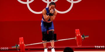 La emoción de Hidilyn Díaz al conseguir la primera medalla de oro de Filipinas en la historia de los Juegos Olímpicos.