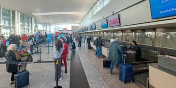 Aerolíneas Argentinas denunció a los gremios (Nicolás Bravo / La Voz)