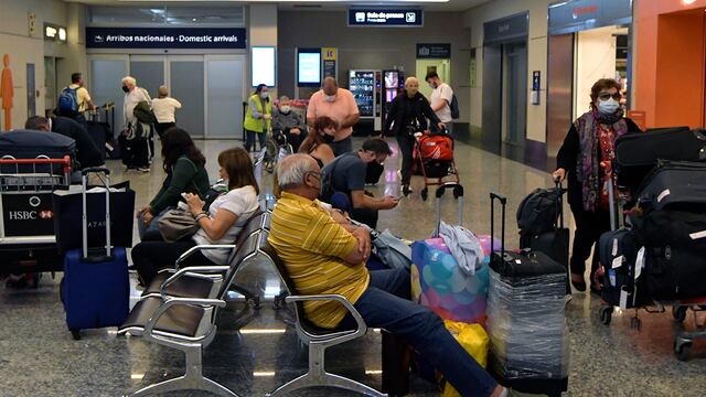 Diferentes aerolíneas suspendieron los vuelos.