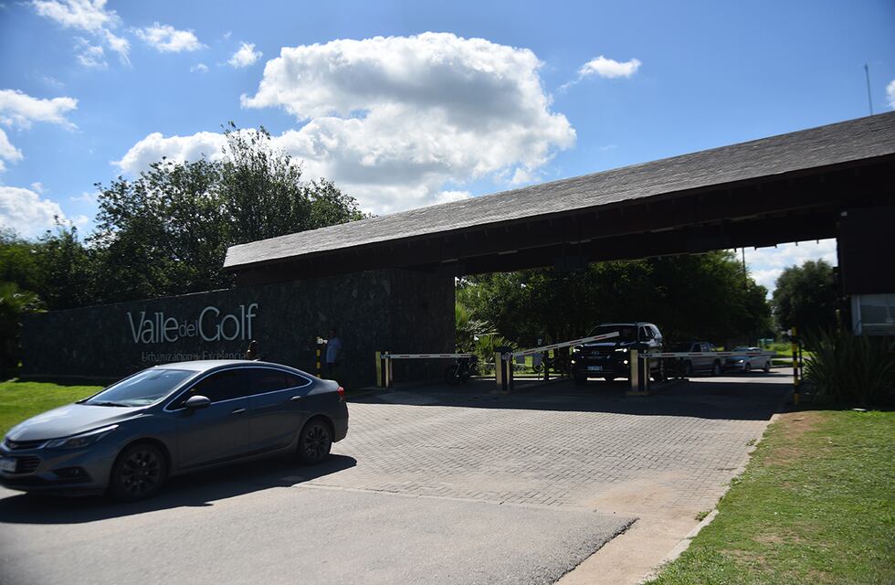 Tres jóvenes detenidos por abuso sexual agravado tras una fiesta en un country de Malagueño