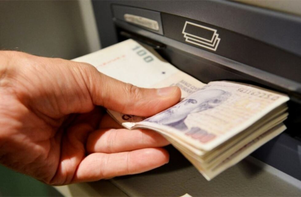 Abonarán a Municipales de la ciudad un bono por el Día del Trabajador